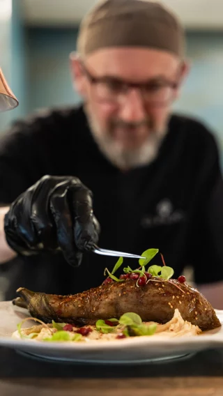 Instagram post from elpatiorestaurantetarifa. This post is in position 3.