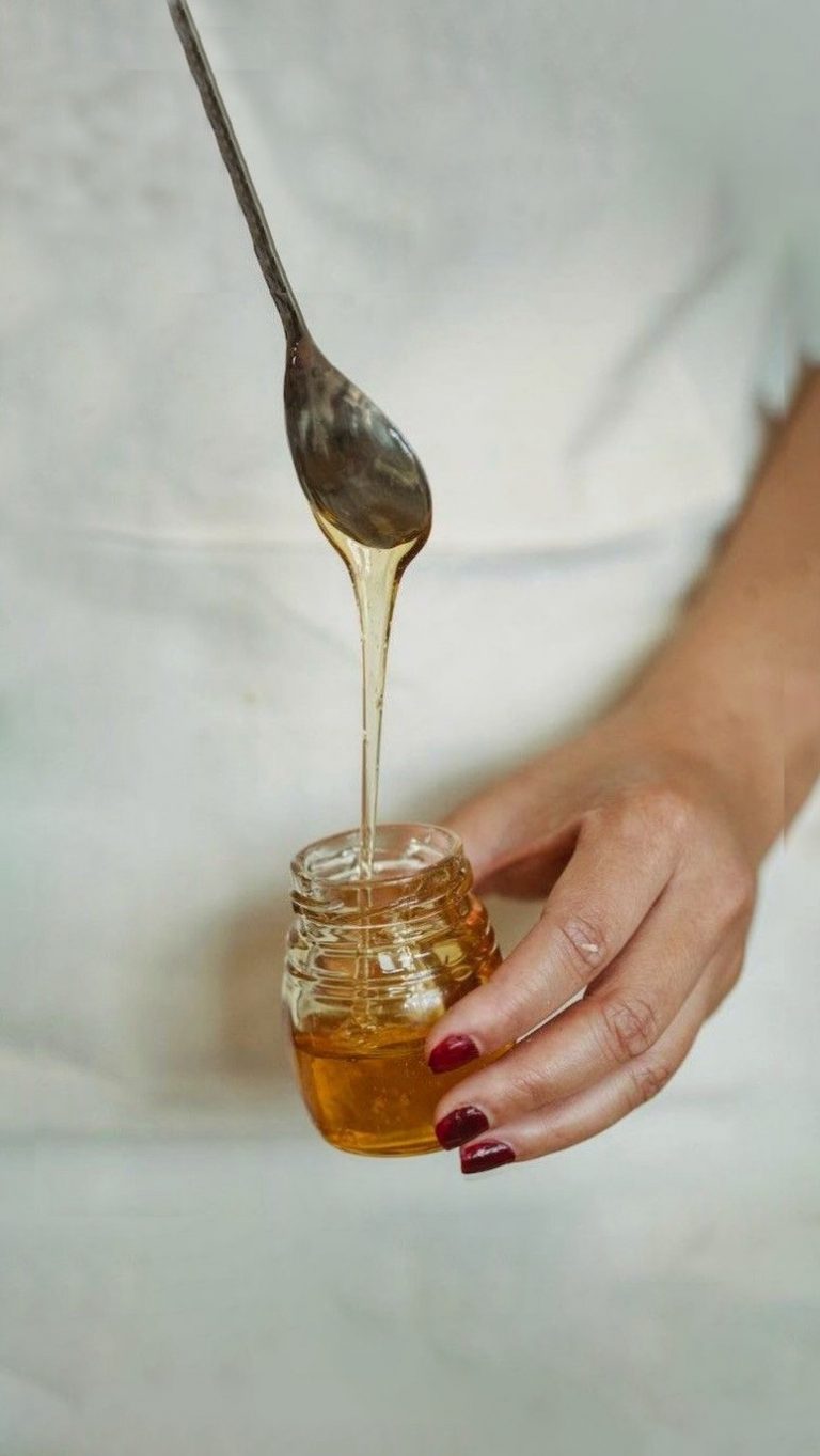 Instagram post from hotellaresidenciatarifa. This post is in position 4.